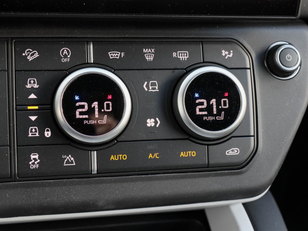 Land Rover Defender - SUV/Off-road - Weiss - Gebrauchtwagen - Bild 11