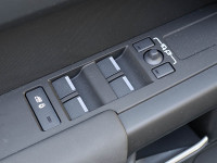 Land Rover Defender - SUV/Off-road - Weiss - Gebrauchtwagen - Bild 13