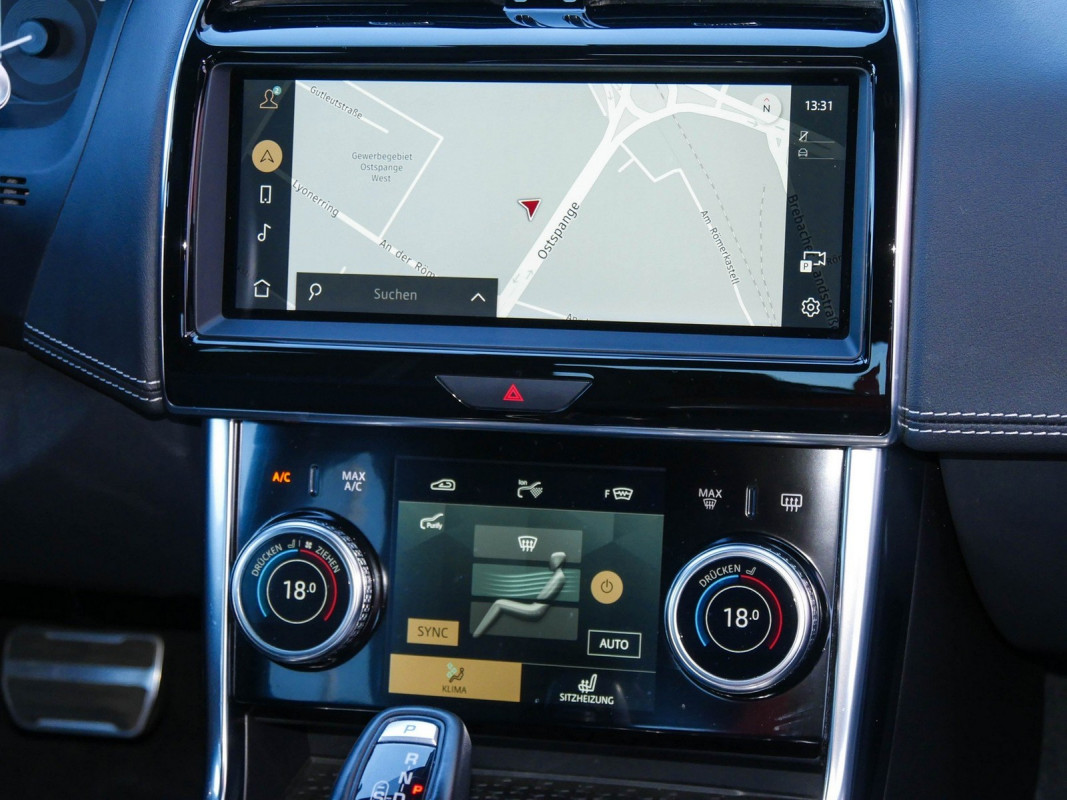 Jaguar XE P250 R-Dynamic Black - Limousine - Grau - Gebrauchtwagen - Bild 10