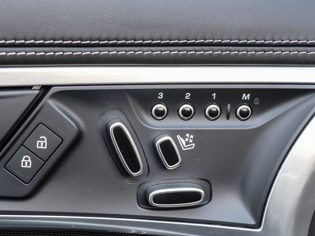 Jaguar F-TYPE - Sportwagen/Coupé - Schwarz - Gebrauchtwagen - Bild 11