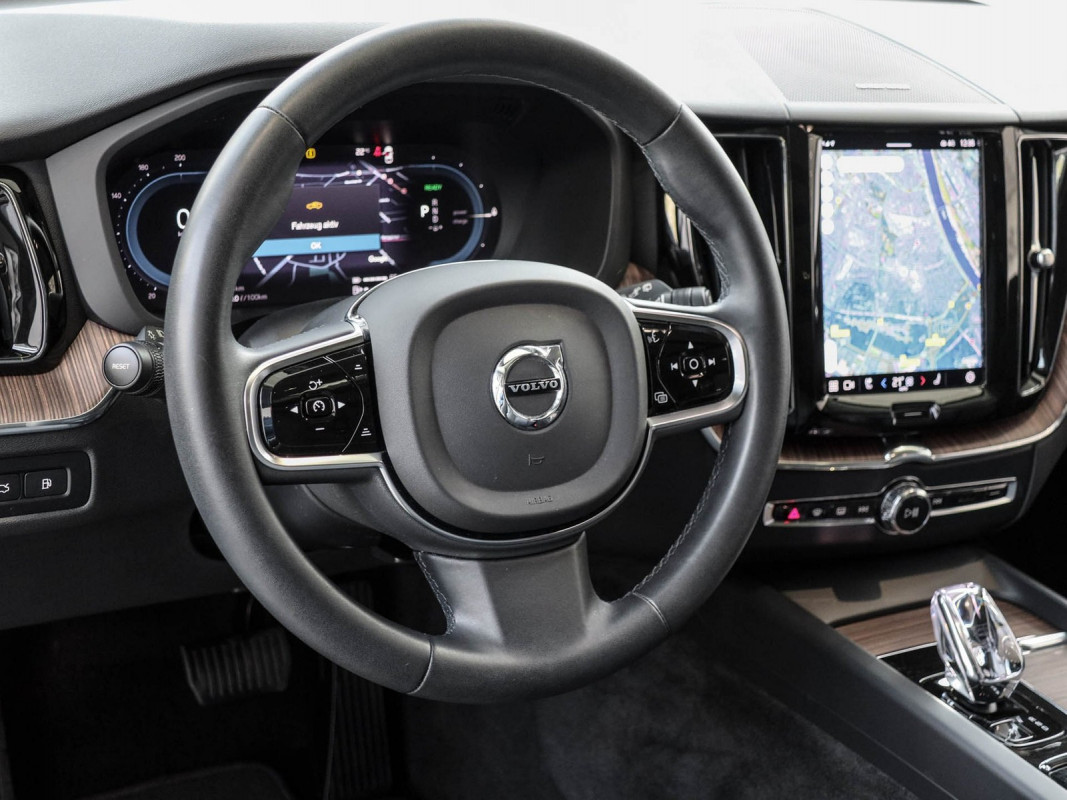 Volvo XC60 T6 AWD - SUV/Off-road - Blau - Gebrauchtwagen - Bild 10