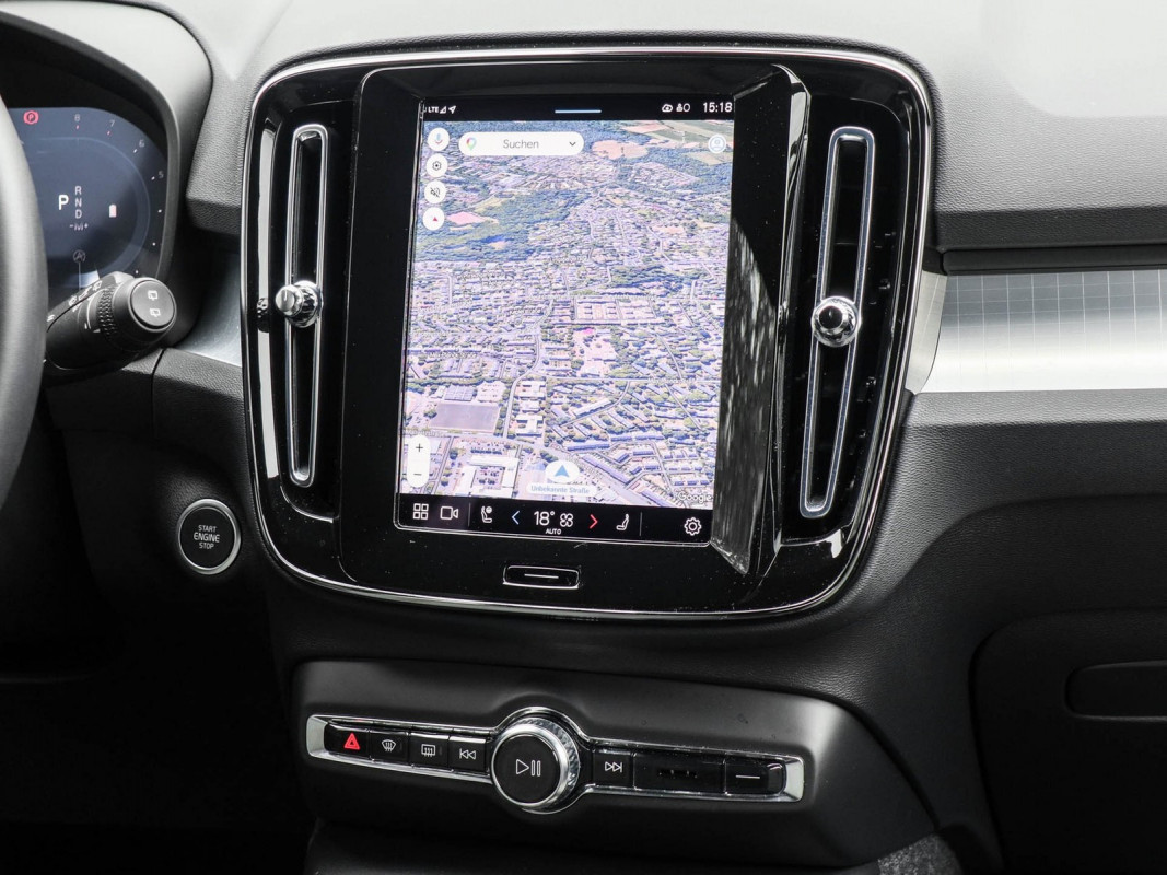 Volvo XC40 B3 - SUV/Off-road - Schwarz - Gebrauchtwagen - Bild 9