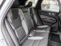 Volvo XC60 B4 Diesel AWD - SUV/Off-road - Grau - Gebrauchtwagen - Bild 5
