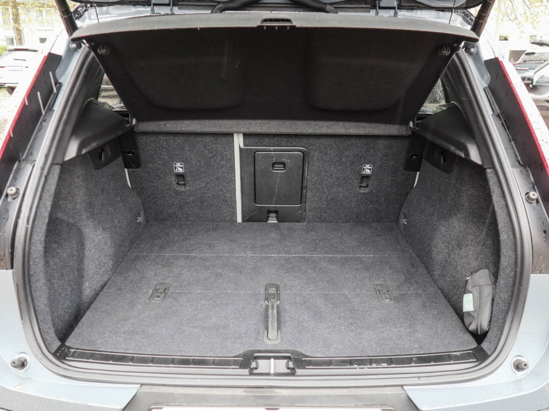 Volvo XC40 Single Motor - SUV/Off-road - Grau - Gebrauchtwagen - Bild 11