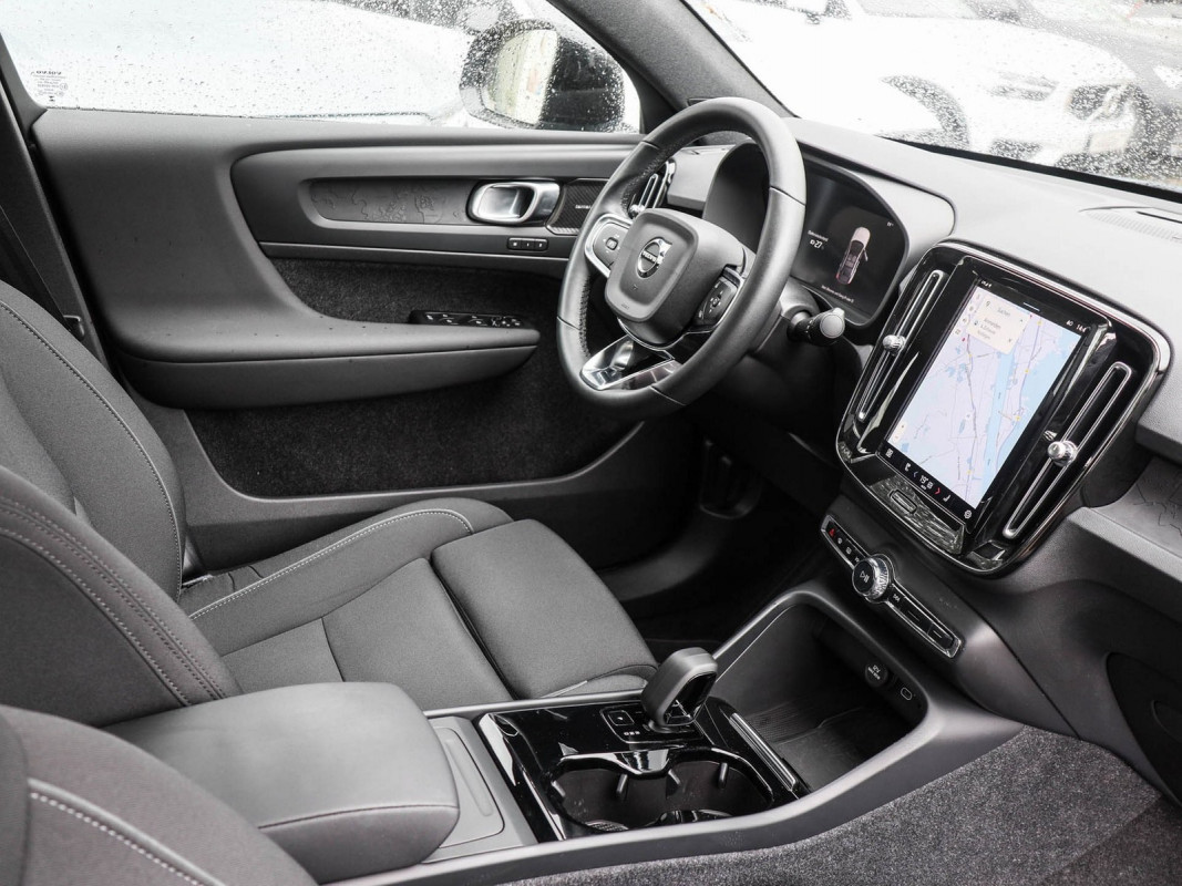 Volvo C40 Single Motor - SUV/Off-road - Blau - Gebrauchtwagen - Bild 3