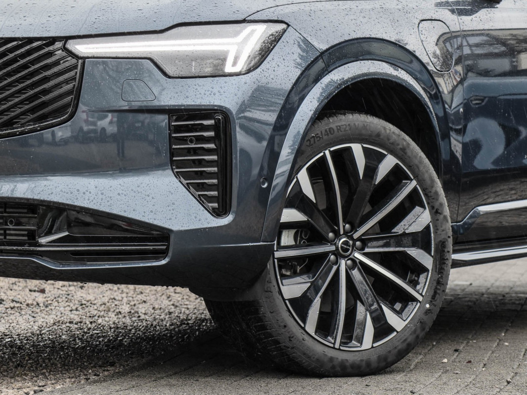 Volvo XC90 T8 AWD - SUV/Off-road - Blau - Gebrauchtwagen - Bild 6