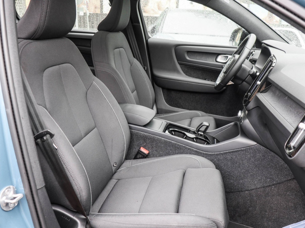 Volvo C40 Single Motor - SUV/Off-road - Blau - Gebrauchtwagen - Bild 7