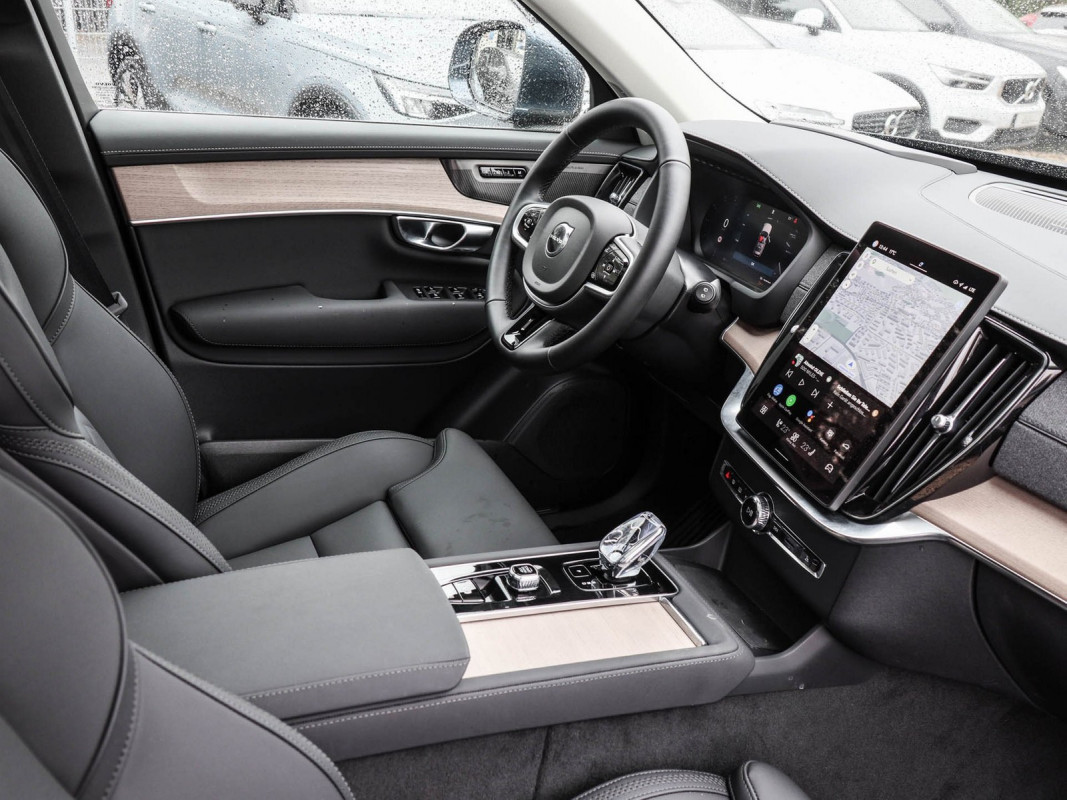Volvo XC90 T8 AWD - SUV/Off-road - Blau - Gebrauchtwagen - Bild 3