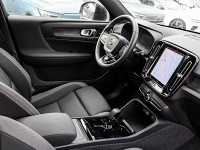 Volvo XC40 - SUV/Off-road - Grau - Gebrauchtwagen - Bild 3
