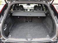 Volvo XC60 B5 AWD - SUV/Off-road - Schwarz - Gebrauchtwagen - Bild 12