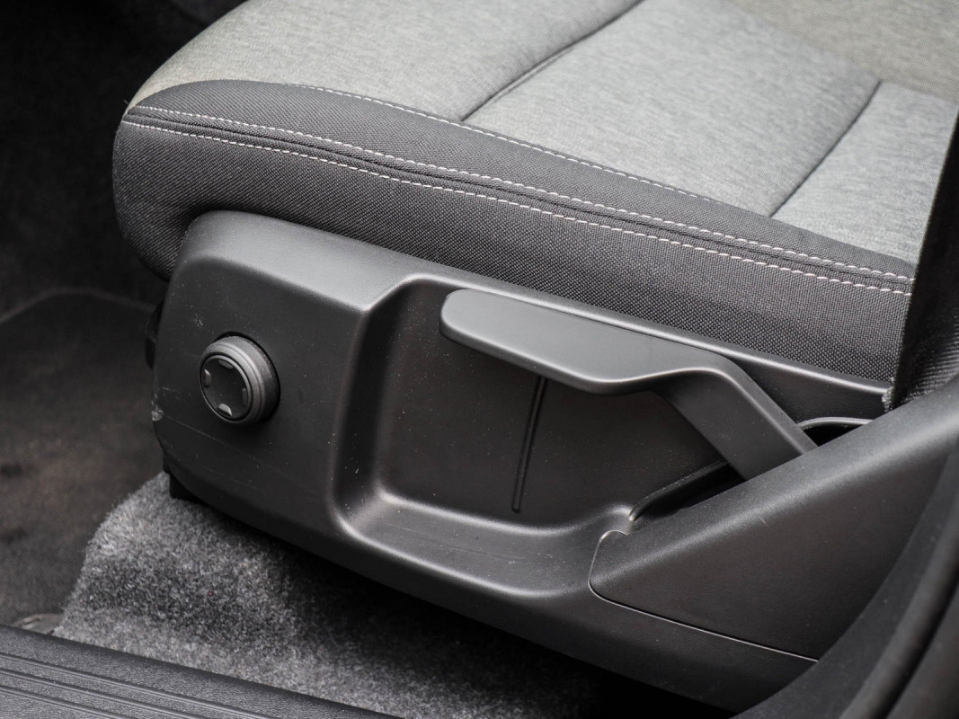 Volvo XC40 B3 - SUV/Off-road - Grün - Gebrauchtwagen - Bild 14