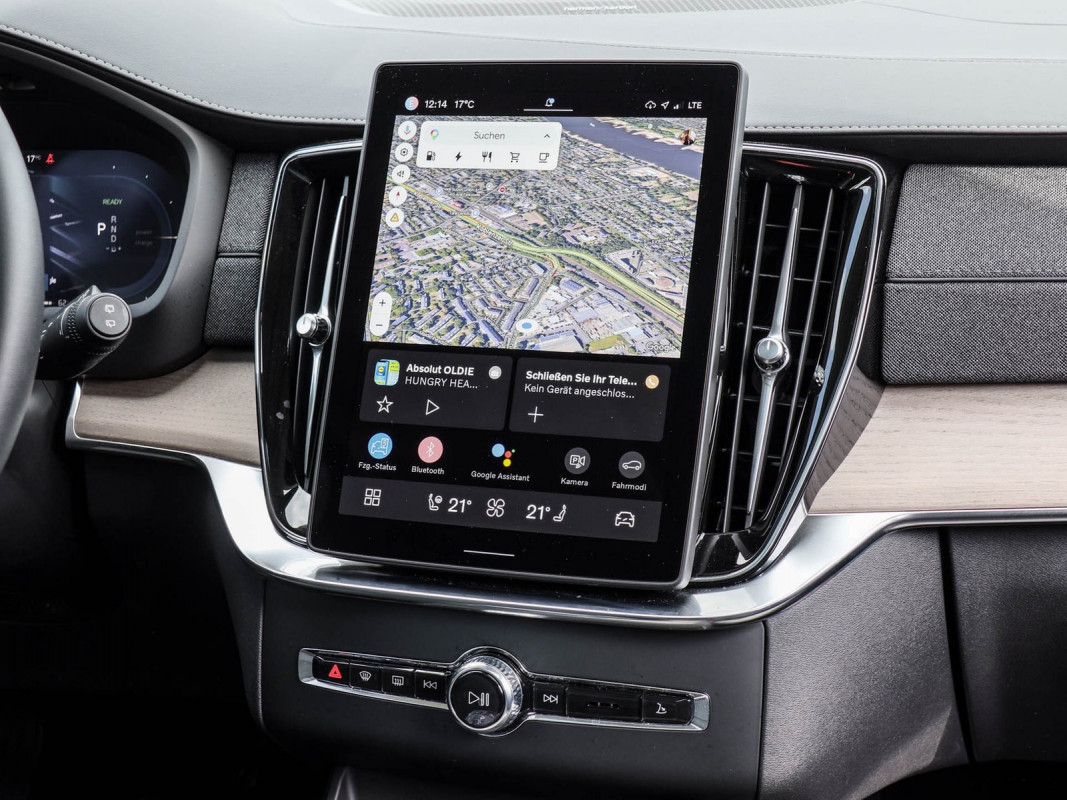 Volvo XC90 T8 AWD - SUV/Off-road - Schwarz - Gebrauchtwagen - Bild 9