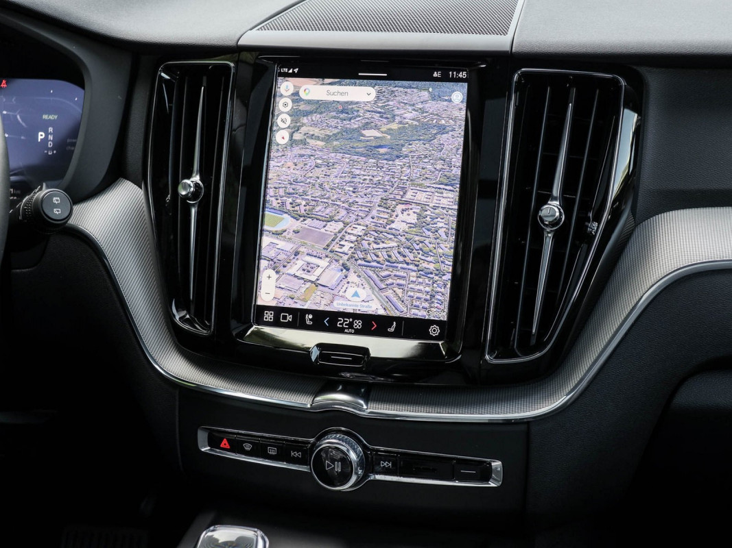 Volvo XC60 T8 AWD - SUV/Off-road - Schwarz - Gebrauchtwagen - Bild 9