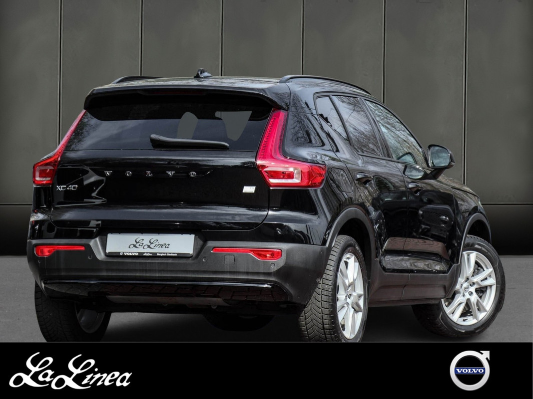 Volvo XC40 T5 - SUV/Off-road - Schwarz - Gebrauchtwagen - Bild 2