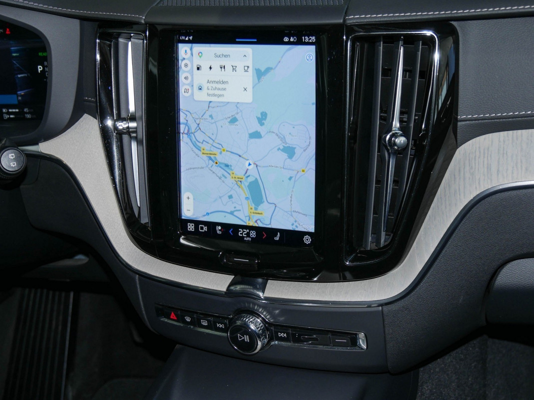 Volvo XC60 - SUV/Off-road - Schwarz - Gebrauchtwagen - Bild 9