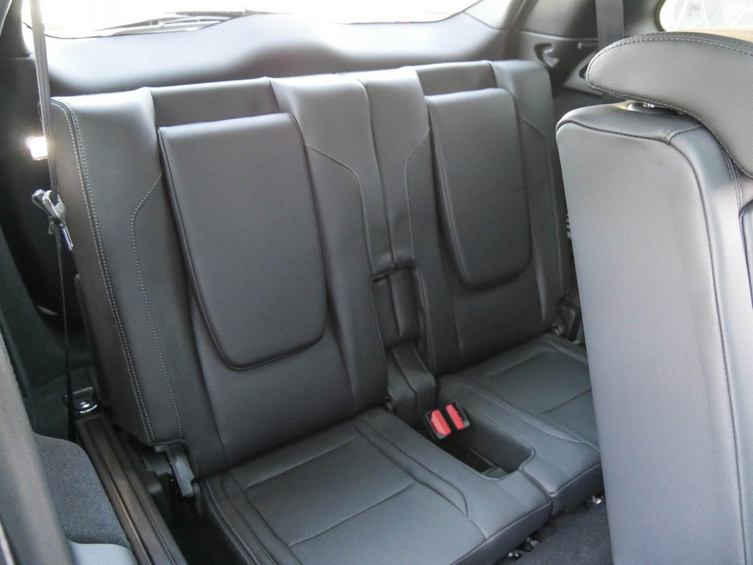 Land Rover Discovery Sport D165 Dynamic S - SUV/Off-road - Weiss - Gebrauchtwagen - Bild 13