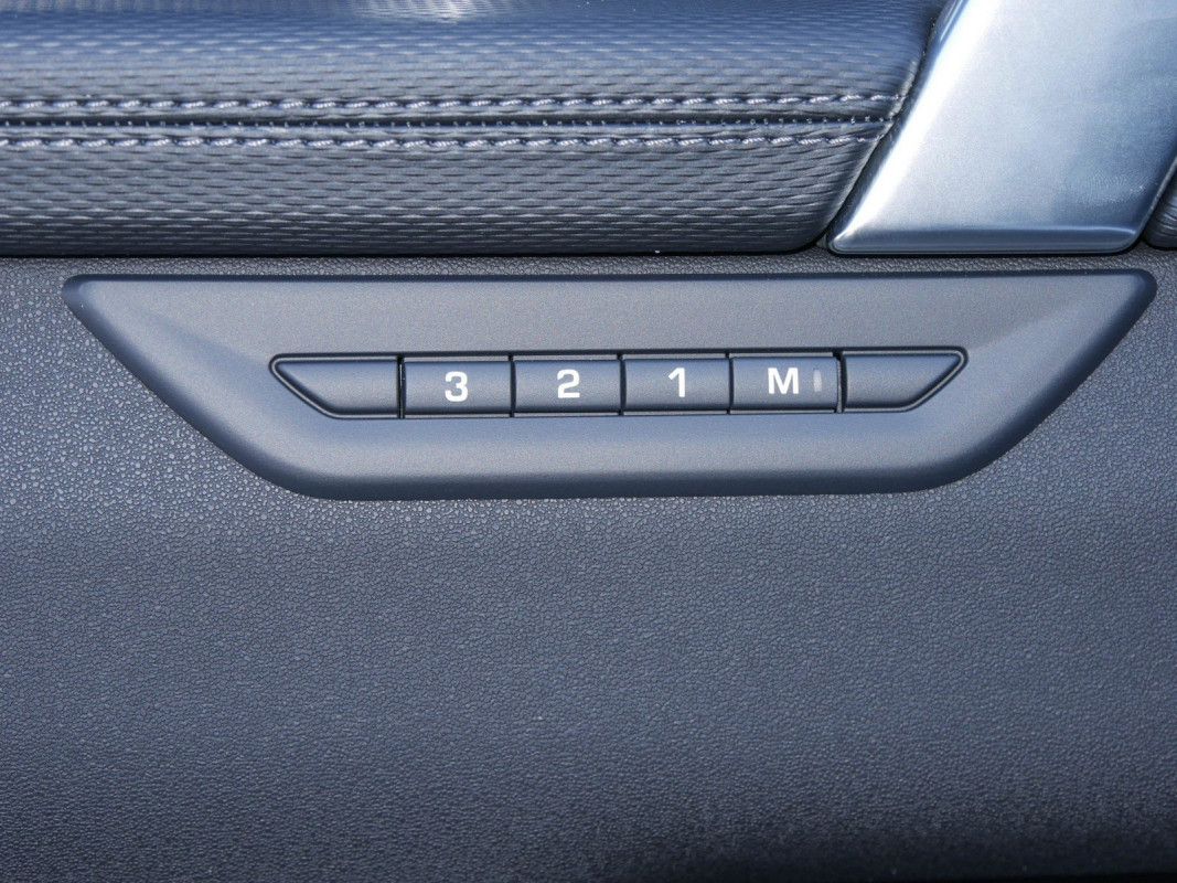 Land Rover Discovery Sport D165 Dynamic S - SUV/Off-road - Weiss - Gebrauchtwagen - Bild 14