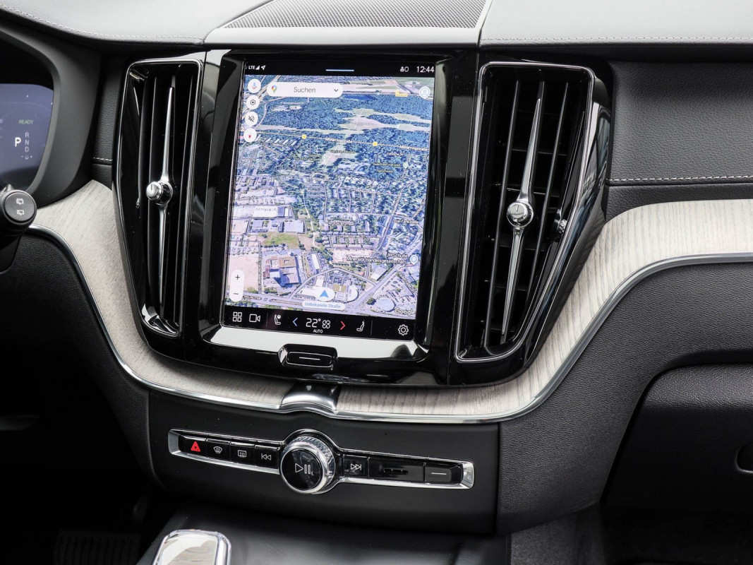 Volvo XC60 T8 AWD - SUV/Off-road - Grau - Gebrauchtwagen - Bild 9