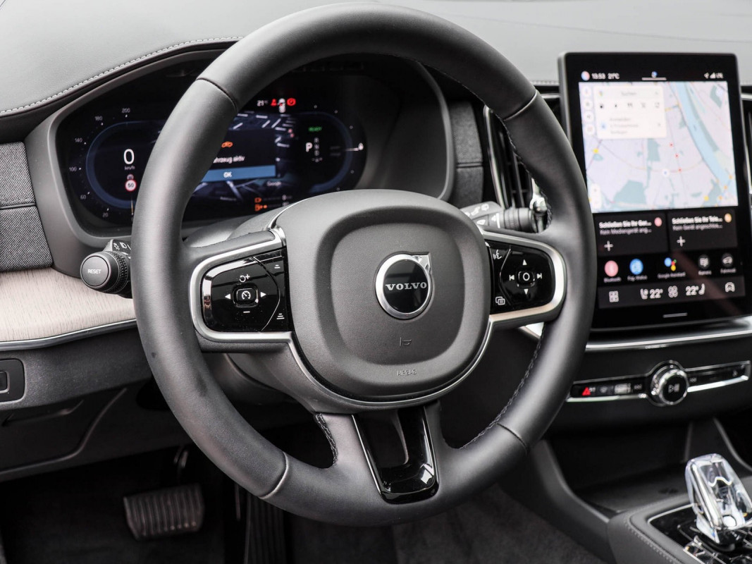 Volvo XC90 T8 AWD - SUV/Off-road - Blau - Gebrauchtwagen - Bild 10