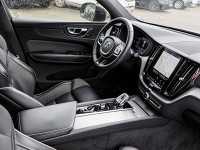 Volvo XC60 B4 Plus Dark 2WD - SUV/Off-road - Grau - Gebrauchtwagen - Bild 3