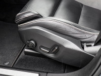 Volvo XC60 B4 Plus Dark 2WD - SUV/Off-road - Grau - Gebrauchtwagen - Bild 14