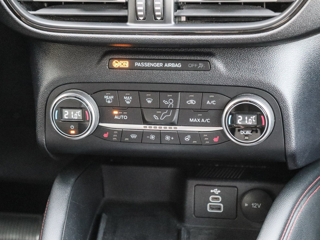 Ford Kuga Plug-In Hybrid ST-Line X,Panoram D., 20" ALU, Winter P. Techn. P. - SUV/Off-road - Silber - Gebrauchtwagen - Bild 10