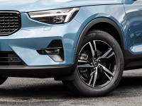 Volvo XC40 B3 - SUV/Off-road - Blau - Gebrauchtwagen - Bild 6