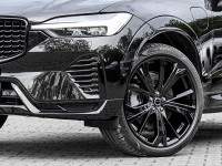 Volvo XC60 T6 Plus Black Edition Plug-In AWD - SUV/Off-road - Schwarz - Gebrauchtwagen - Bild 6