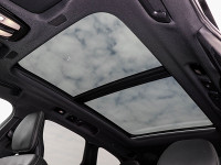 Volvo XC60 T6 Plus Black Edition Plug-In AWD - SUV/Off-road - Schwarz - Gebrauchtwagen - Bild 12