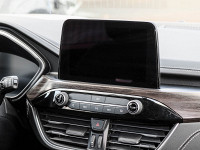 Ford Kuga Plug-In Hybrid Vignale AHK, Allwetter, Panorama D., Techn. P. - SUV/Off-road - Weiss - Gebrauchtwagen - Bild 9