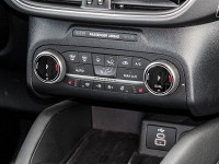 Ford Kuga Plug-In Hybrid Vignale AHK, Allwetter, Panorama D., Techn. P. - SUV/Off-road - Weiss - Gebrauchtwagen - Bild 10