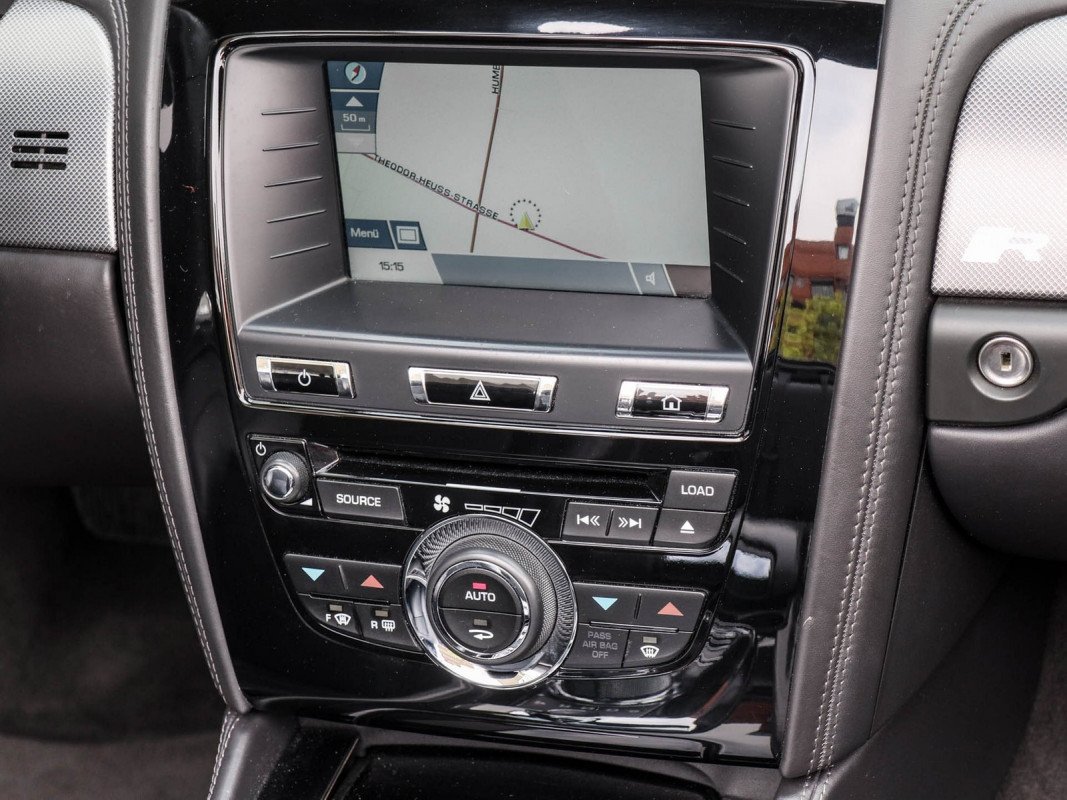 Jaguar XKR 5.0 Kompressor - Cabrio/Roadster - Weiss - Gebrauchtwagen - Bild 7