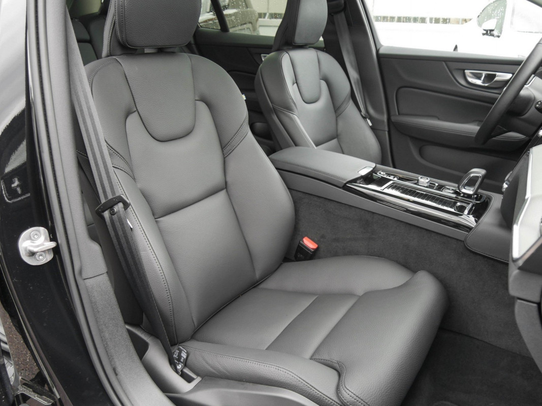 Volvo V60 - Kombi - Schwarz - Gebrauchtwagen - Bild 7