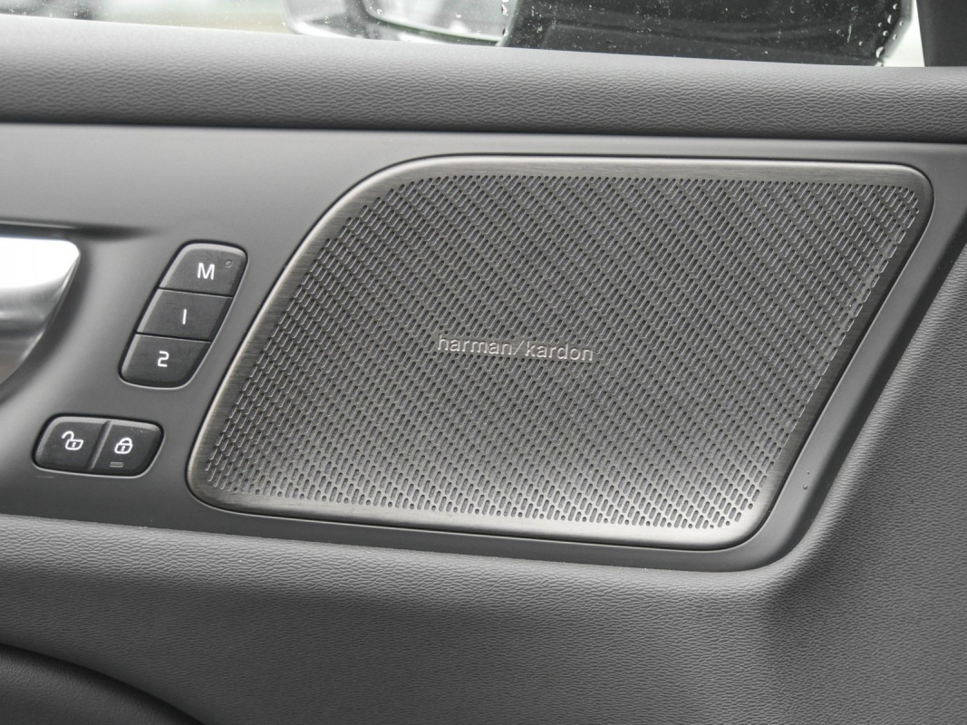 Volvo V60 - Kombi - Schwarz - Gebrauchtwagen - Bild 15