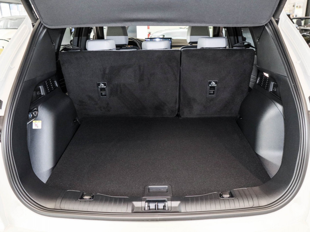 Ford Kuga - SUV/Off-road - Weiss - Neuwagen - Bild 9