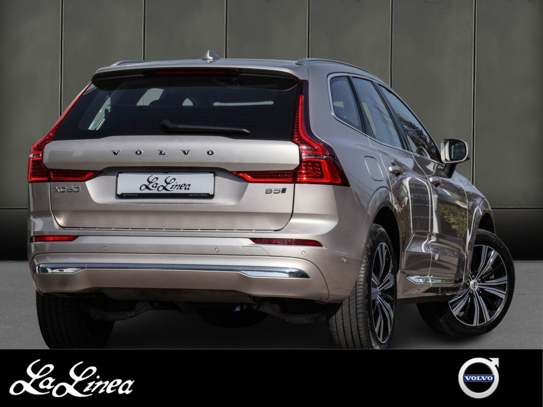 Volvo XC60 B5 Diesel Ultimate Bright AWD - SUV/Off-road - Bronze - Gebrauchtwagen - Bild 2