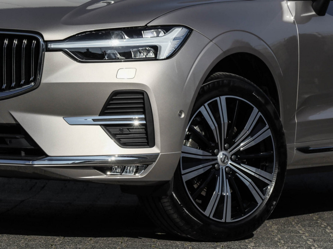 Volvo XC60 B5 Diesel Ultimate Bright AWD - SUV/Off-road - Bronze - Gebrauchtwagen - Bild 6