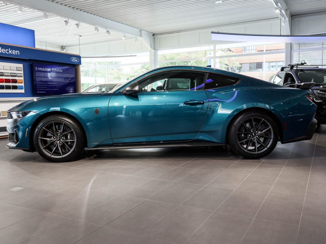 Ford Mustang Fastback Dark Horse - Sportwagen/Coupé - Grün - Neuwagen - Bild 13