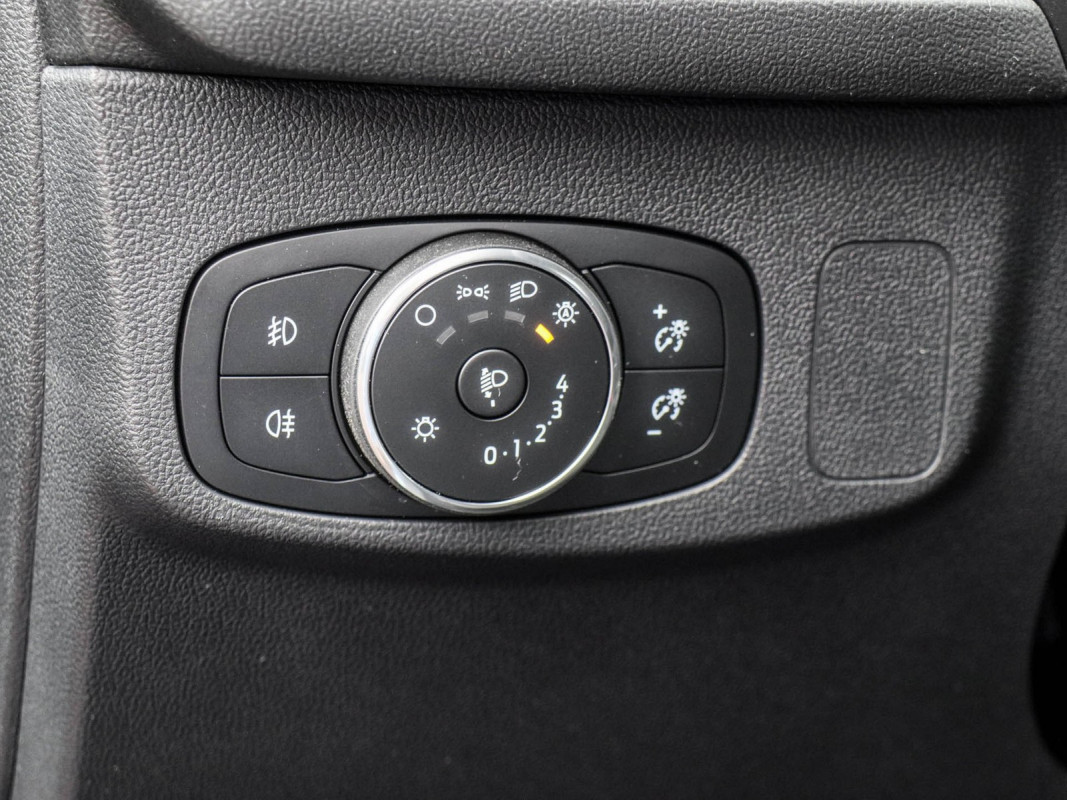 Ford Focus Turnier Titanium LED Matrix, Kamera, PDC vo. & hi. - Kombi - Blau - Gebrauchtwagen - Bild 14