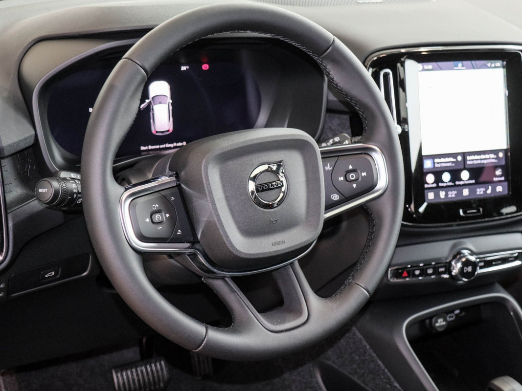 Volvo EX40 - SUV/Off-road - Grau - Gebrauchtwagen - Bild 10