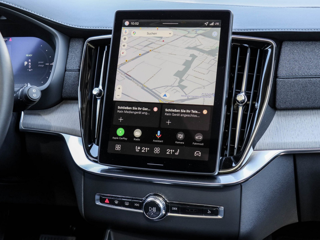 Volvo XC90 T8 AWD - SUV/Off-road - Schwarz - Gebrauchtwagen - Bild 9