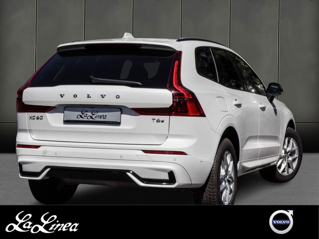 Volvo XC60 T6 AWD - SUV/Off-road - Weiss - Gebrauchtwagen - Bild 2