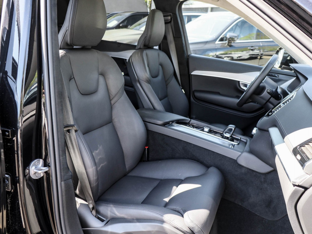Volvo XC90 T8 AWD - SUV/Off-road - Schwarz - Gebrauchtwagen - Bild 7