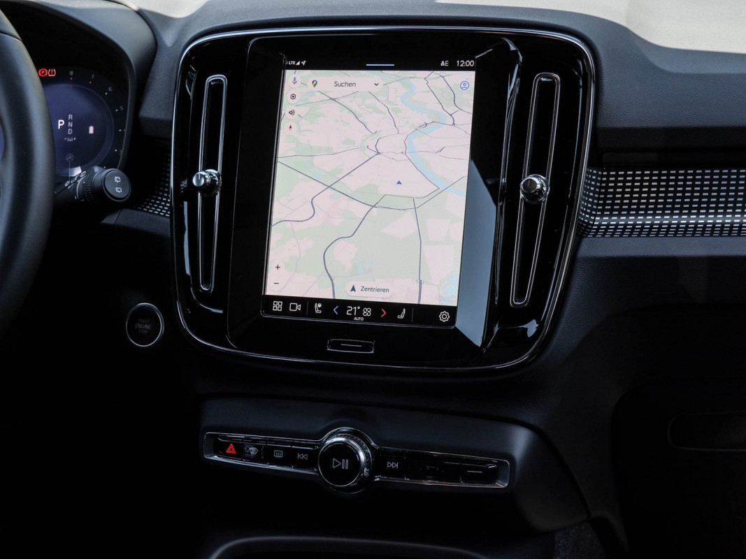 Volvo XC40 B3 - SUV/Off-road - Schwarz - Gebrauchtwagen - Bild 9