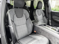 Volvo XC60 T6 - SUV/Off-road - Schwarz - Gebrauchtwagen - Bild 7