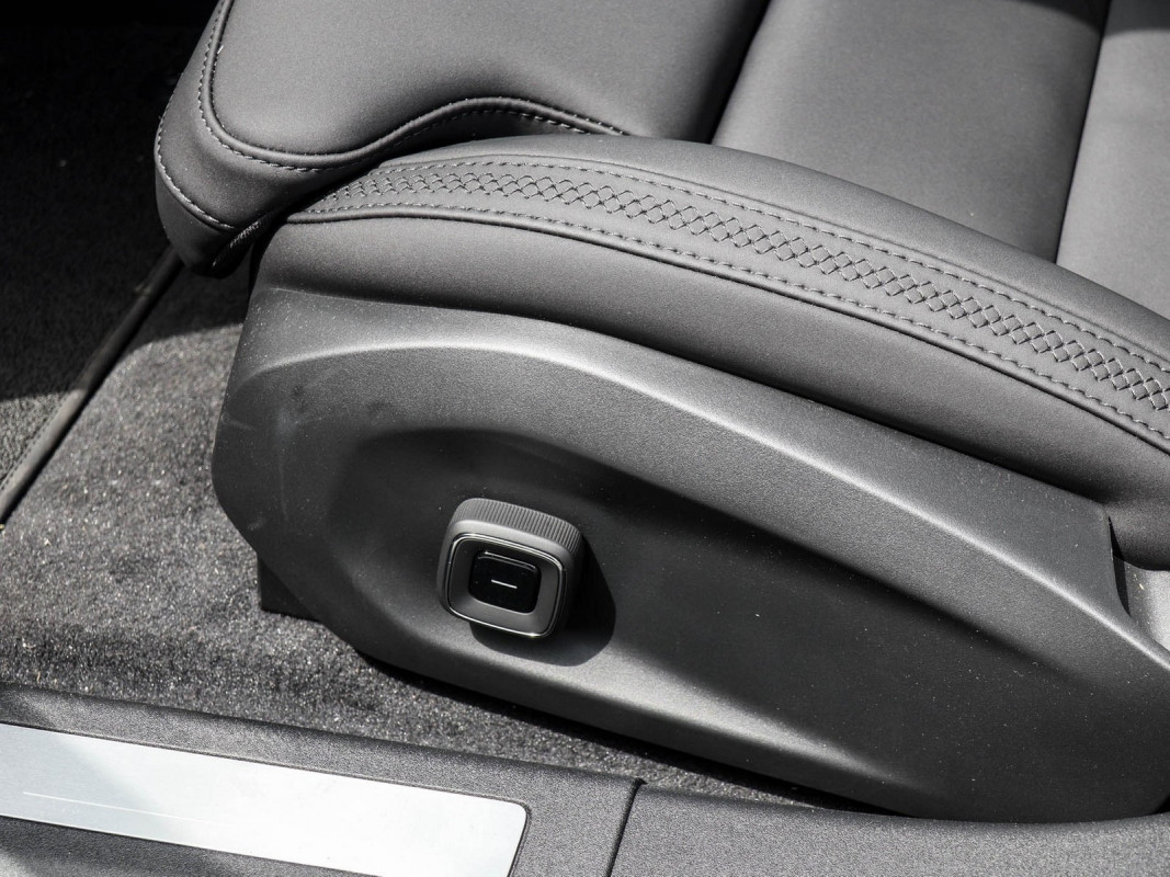 Volvo ES90 Plus - Limousine - Blau - Gebrauchtwagen - Bild 14