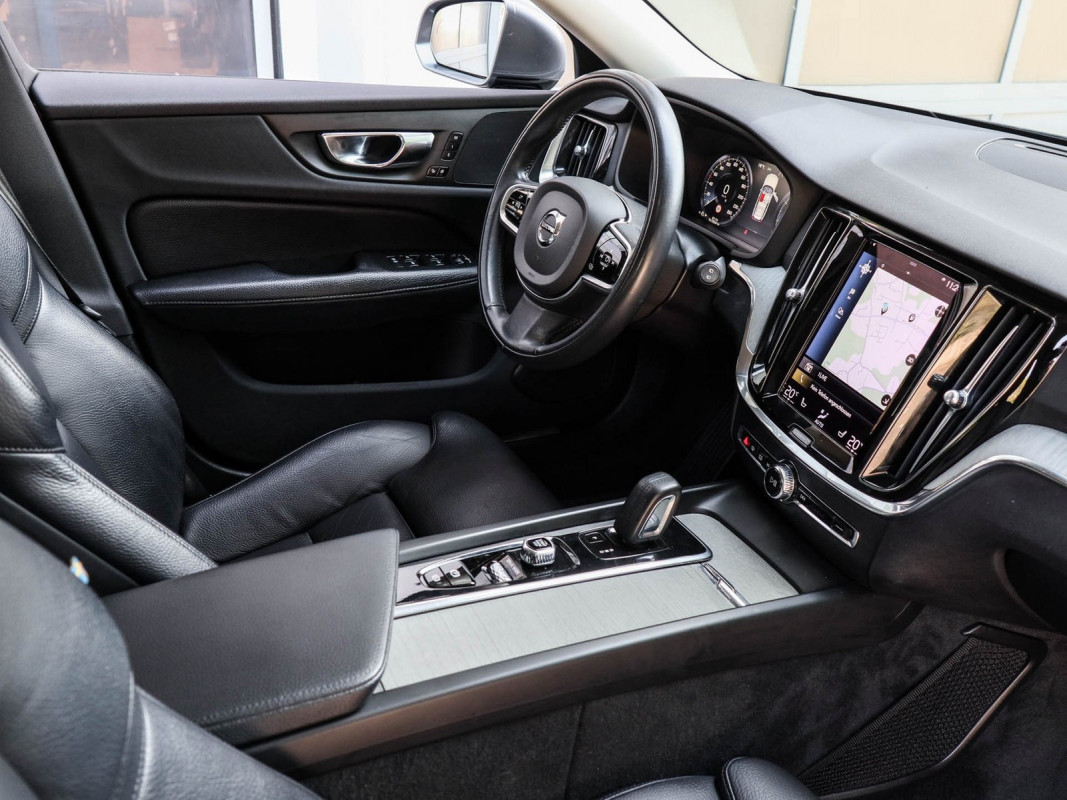 Volvo V60 CC B5 - Kombi - Grau - Gebrauchtwagen - Bild 3