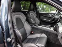 Volvo XC60 B4 - SUV/Off-road - Blau - Gebrauchtwagen - Bild 7
