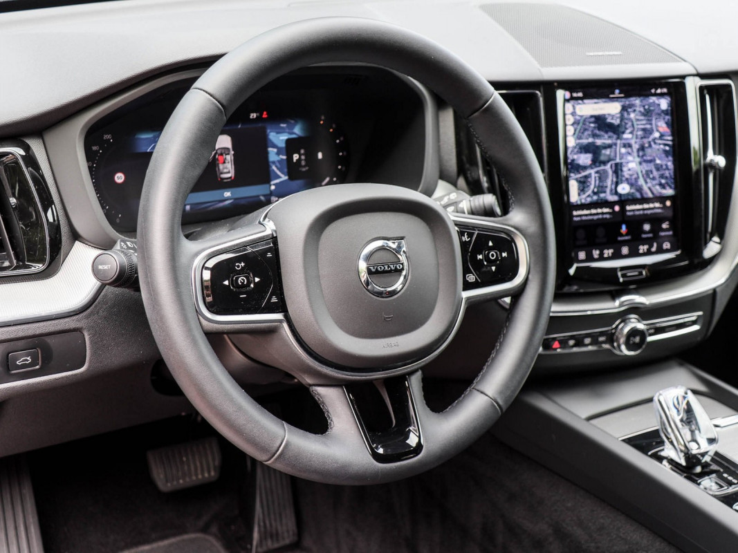Volvo XC60 B4 - SUV/Off-road - Blau - Gebrauchtwagen - Bild 10