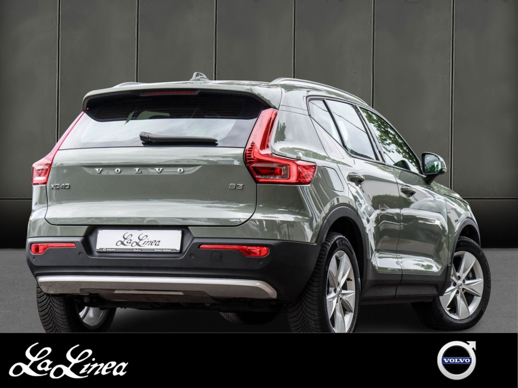 Volvo XC40 B3 - SUV/Off-road - Grün - Gebrauchtwagen - Bild 2